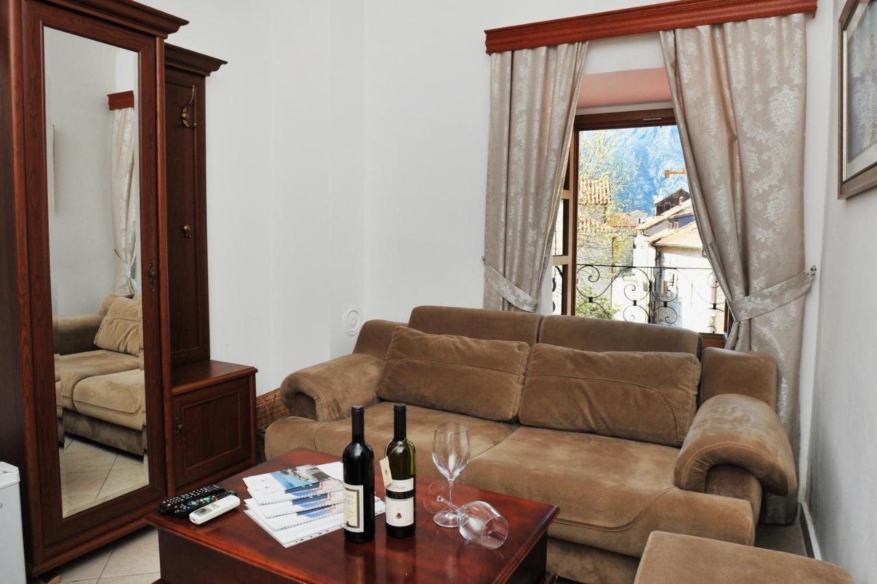 Lady Of The Rocks Apartments Perast Dış mekan fotoğraf